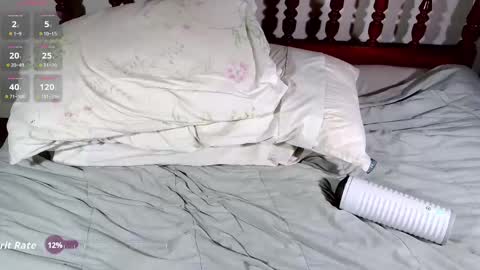 Snapshot of riley071 chatting on 10.10.25 Riley online show from 10.10.25