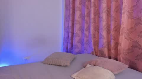 Riley online show from 04.14.26