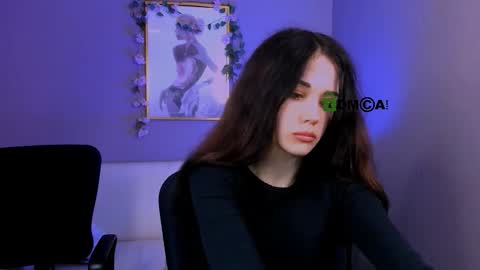 Snapshot of riley_sanders chatting on 09.23.25 Meow online show from 09.23.25