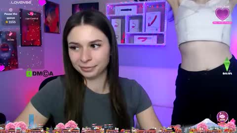 Snapshot of riley_sanders chatting on 09.25.25 Meow online show from 09.25.25