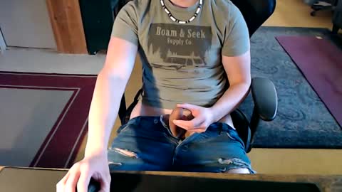 Snapshot of riley_shadexx chatting on 11.15.25 rileyshadexoxo online show from 11.15.25