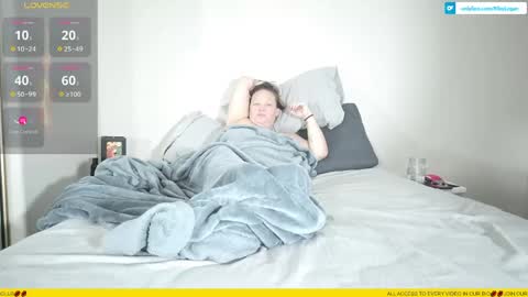 Snapshot of rileylogan chatting on 05.04.26 Riley Logan online show from 05.04.26
