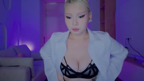 rileymee online show from 09.23.25