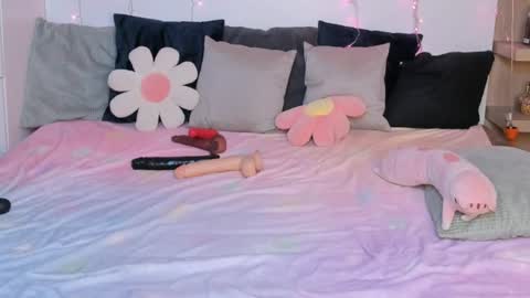 Snapshot of rileyroxx chatting on 07.28.26 Emily online show from 07.28.26