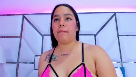 Snapshot of rileysweett chatting on 01.13.25 Riley online show from 01.13.25