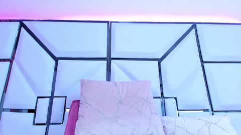 Snapshot of rileysweett chatting on 01.14.25 Riley online show from 01.14.25