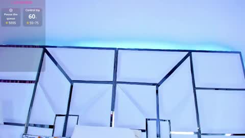 Snapshot of rileysweett chatting on 03.04.25 Riley online show from 03.04.25