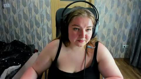 Snapshot of rina16 chatting on 06.25.26 rina16 online show from 06.25.26