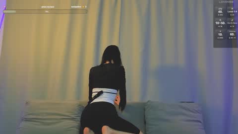 Snapshot of rinacain chatting on 10.16.25 RINA online show from 10.16.25