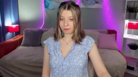 Snapshot of rinacake chatting on 07.25.26 rinacake online show from 07.25.26