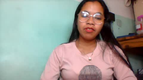 Snapshot of rinah856024 chatting on 06.14.26 rinah856024 online show from 06.14.26