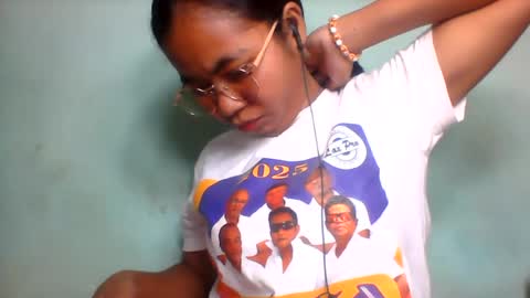 Snapshot of rinah856024 chatting on 08.02.26 rinah856024 online show from 08.02.26