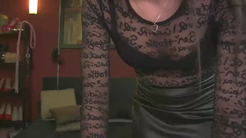 rinathequeen online show from 02.03.25