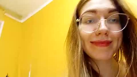 Snapshot of rinettawilss chatting on 12.30.24 RinettaWilss online show from 12.30.24