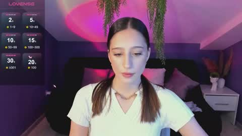 Emilia online show from 09.18.25