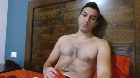 Rio Morado online show from 01.04.25