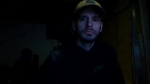 Snapshot of ripperusa33 chatting on 05.19.26 ripperusa33 online show from 05.19.26
