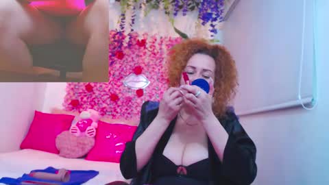 Snapshot of risitos_de_oro_ chatting on 10.22.25 Risitos De Oro online show from 10.22.25