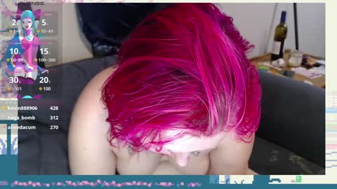 Snapshot of riskyren9 chatting on 01.02.25 Ren online show from 01.02.25