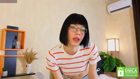 Snapshot of riskyteasse chatting on 03.12.25 Agnes online show from 03.12.25