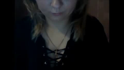 Snapshot of riveramaureen chatting on 12.24.24 RiveraMaureen online show from 12.24.24