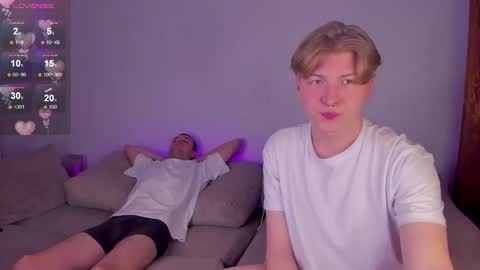 Snapshot of riverflow10 chatting on 11.02.25 Mickey and Timmy online show from 11.02.25