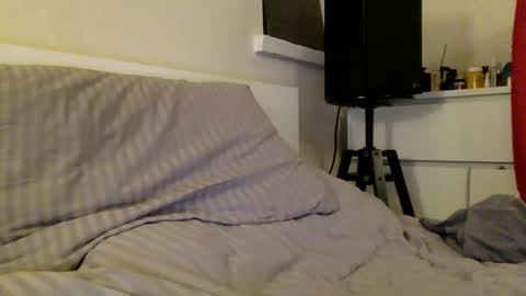 Snapshot of roadbikerider chatting on 02.21.25 20cm online show from 02.21.25