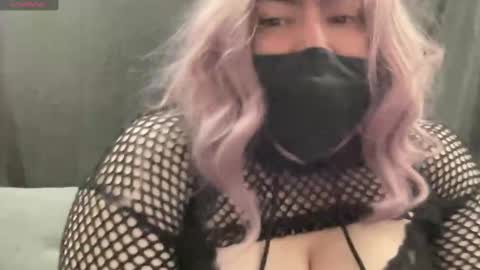 Snapshot of roads9332 chatting on 10.03.25 Mint skittles online show from 10.03.25