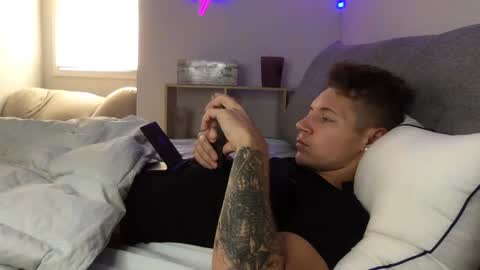 RoastingCorn online show from 01.05.25