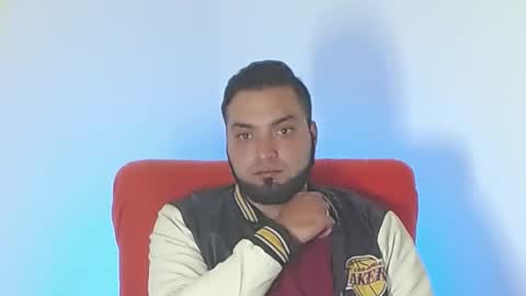 Stiven - online show from 10.17.25