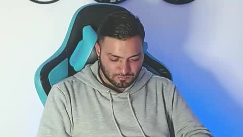 Stiven - online show from 12.19.25