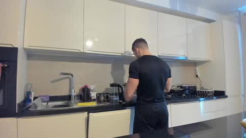 roberto4ever online show from 02.24.25