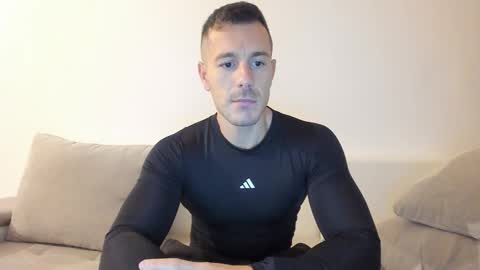 roberto4ever online show from 10.21.25