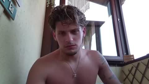Snapshot of roberto_twink1 chatting on 06.30.26 Roberto online show from 06.30.26