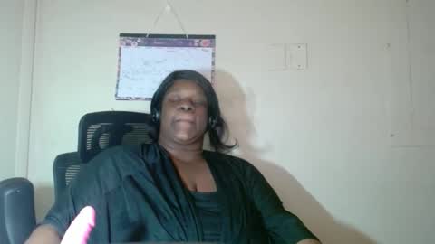 robertswhitney52 online show from 01.12.26