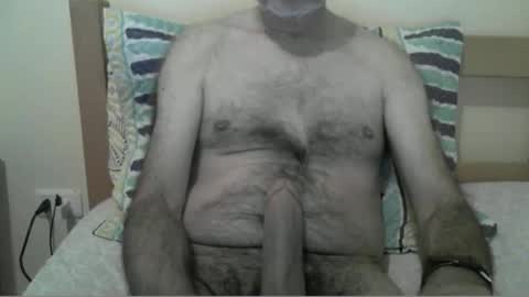 Snapshot of robhin40 chatting on 06.05.26 Robhin maduro online show from 06.05.26