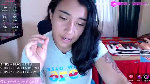 Snapshot of robin_h00t chatting on 07.11.26 Ivanna and Robin online show from 07.11.26