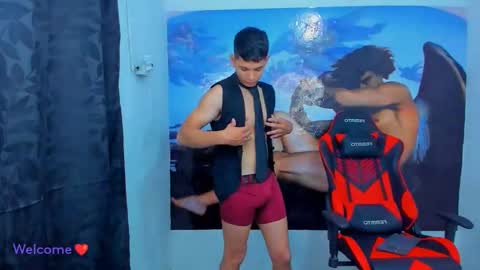 Snapshot of robin_lenox chatting on 12.02.24 Robin online show from 12.02.24