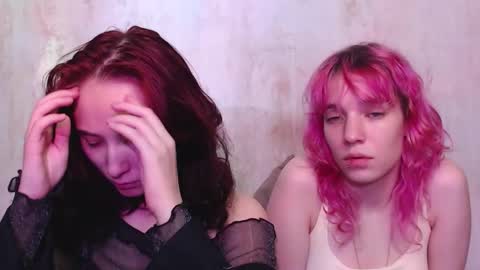 Snapshot of robin_yours chatting on 10.20.25 Robin your online show from 10.20.25