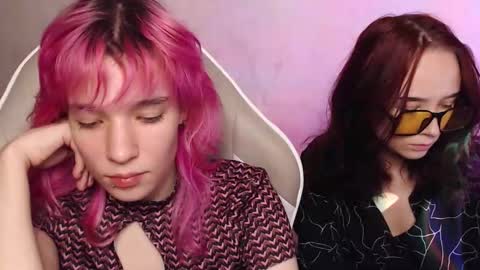 Snapshot of robin_yours chatting on 11.02.25 Robin your online show from 11.02.25