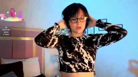 robin D online show from 11.27.25