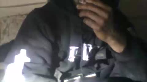 Snapshot of robincom23 chatting on 12.19.24 R online show from 12.19.24