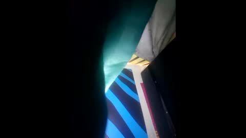 Snapshot of robincom23 chatting on 02.12.25 R online show from 02.12.25