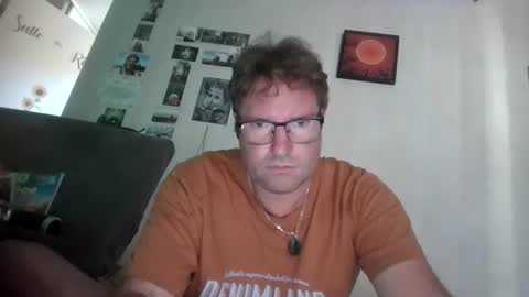 robinouhot online show from 07.06.26