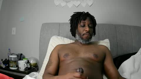 Snapshot of robo_cox chatting on 12.10.24 BBC America online show from 12.10.24