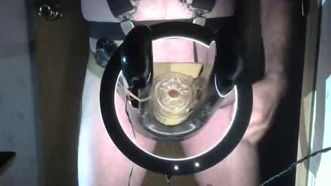 Snapshot of robodickmilker chatting on 10.16.25 Robodickmilker online show from 10.16.25