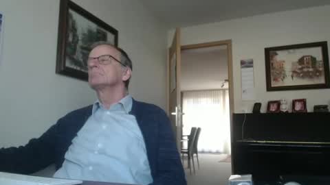 Snapshot of roboter0233 chatting on 02.05.25 roboter0233 online show from 02.05.25