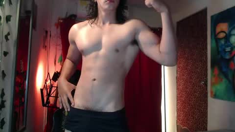 Snapshot of roca_inca chatting on 04.30.26 roca inca online show from 04.30.26