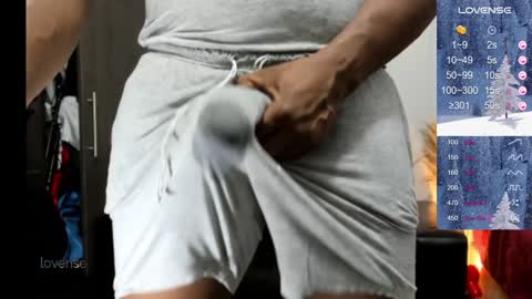 Snapshot of roccoblack02 chatting on 12.24.24 onlyfans user waga122 follow my accounts of Instagram Waga122 oficial twitter waga122 thanks you guys online show from 12.24.24