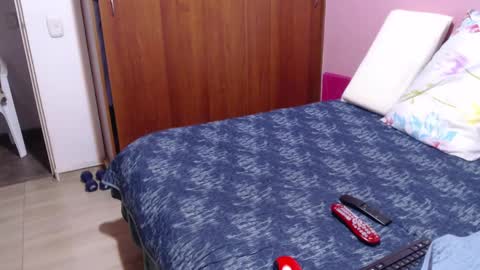 Snapshot of rochelle_xxx chatting on 02.06.25 Rochelle online show from 02.06.25